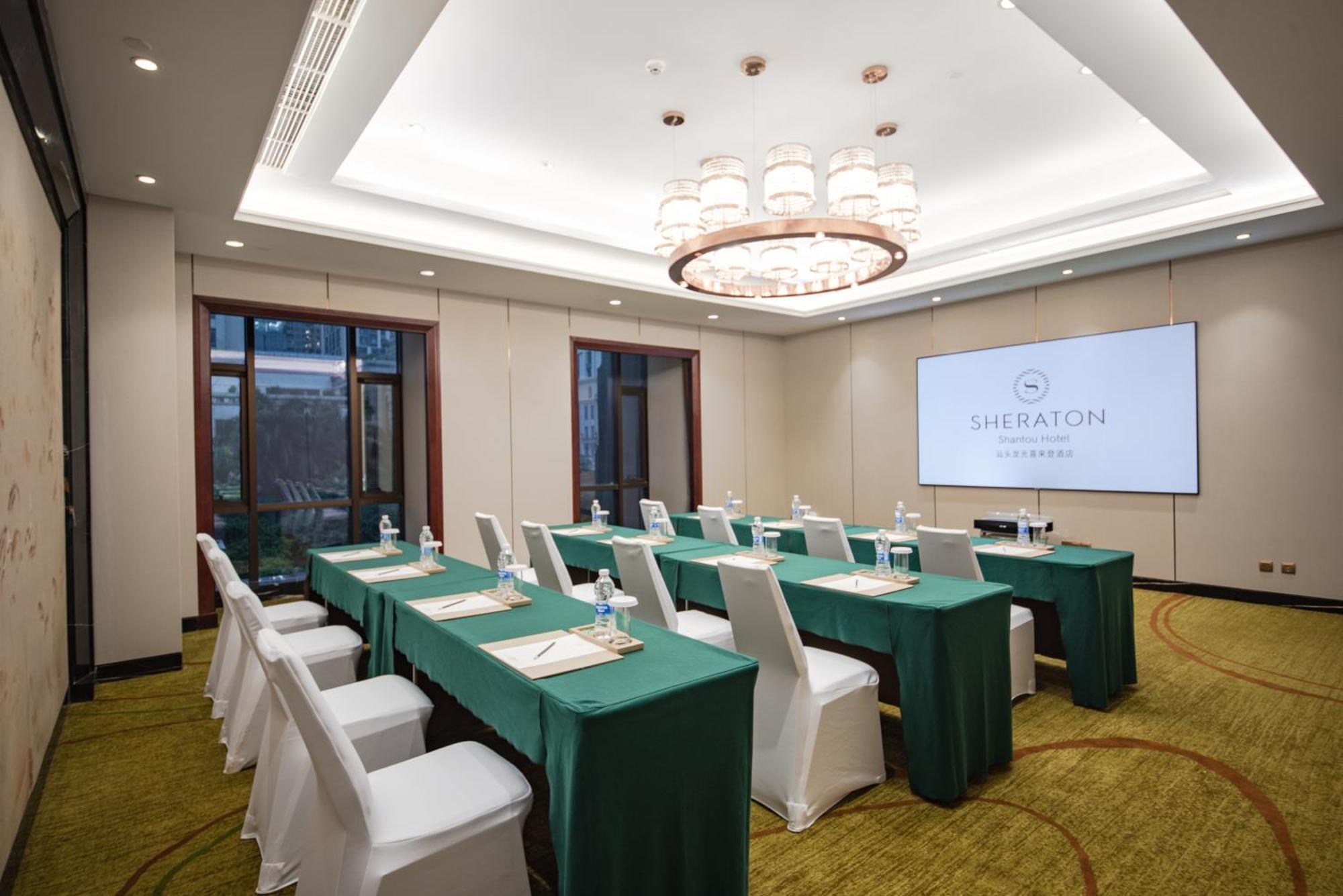 Sheraton Shantou Hotel Esterno foto